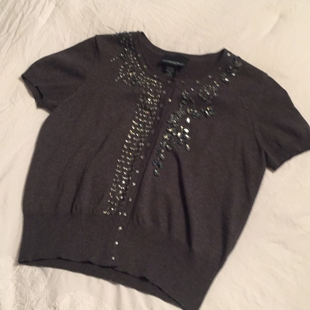 Short sleeve sweater
